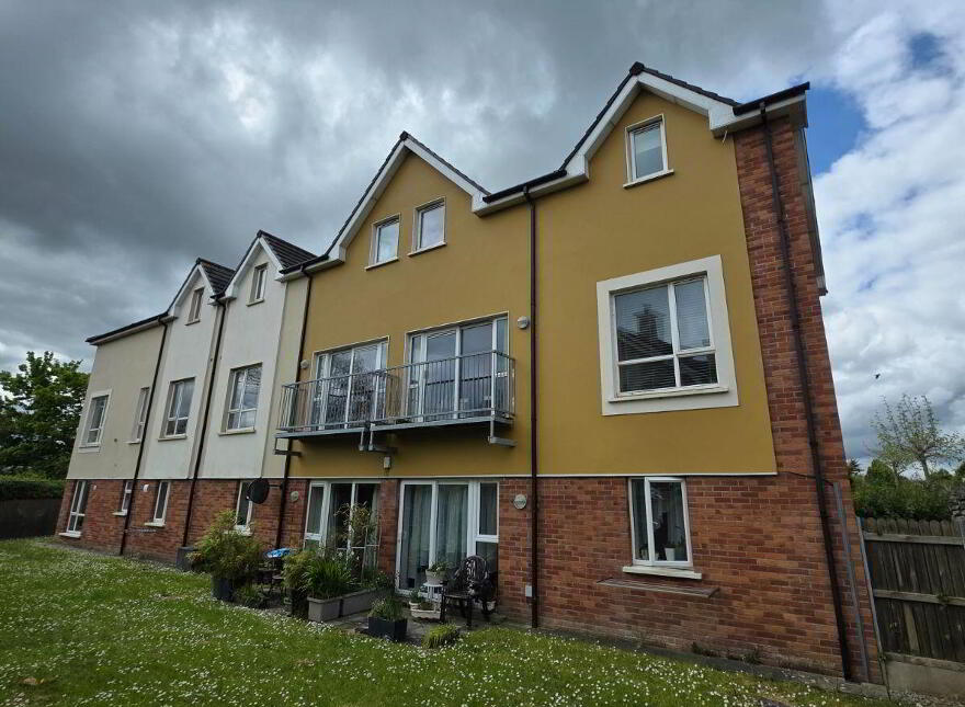 22 Brook Lodge House, Oakview Village, Tralee, V92X658