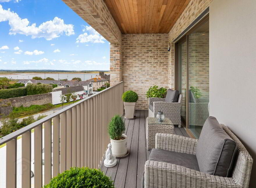 8 Low Rock Apartments, Robswall, Coast Road, Malahide, K36H0F3 photo