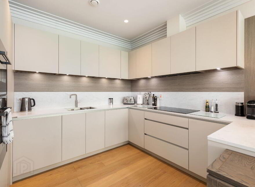8 Low Rock Apartments, Robswall, Coast Road, Malahide, K36H0F3