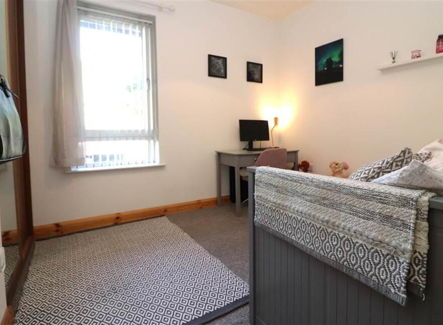 31 Woodbrook Green, Ballinderry Road, Lisburn, BT28 2ZJ
