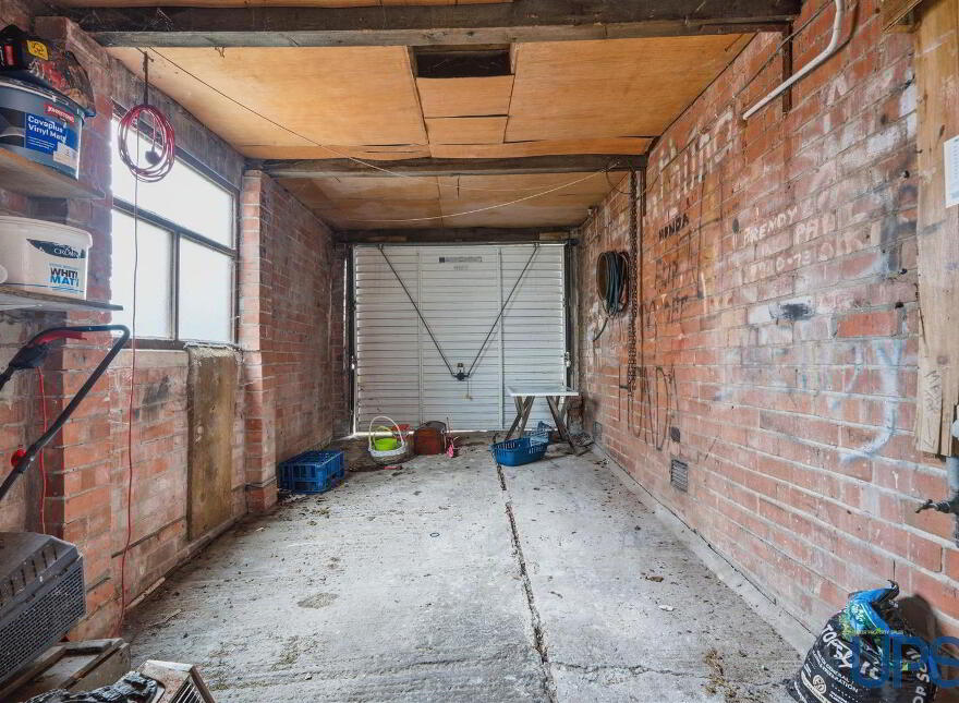 3 Gransha Crescent, Glen Road, Belfast, BT11 8AS