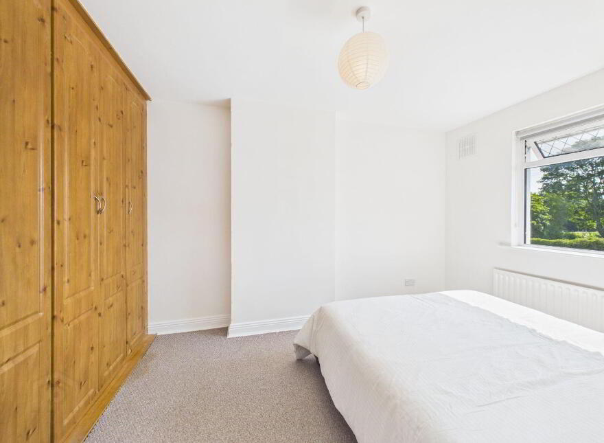 13 Newcourt, Swords, K67A297
