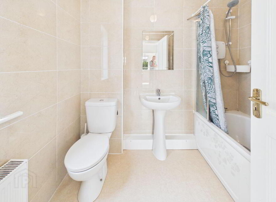 13 Newcourt, Swords, K67A297