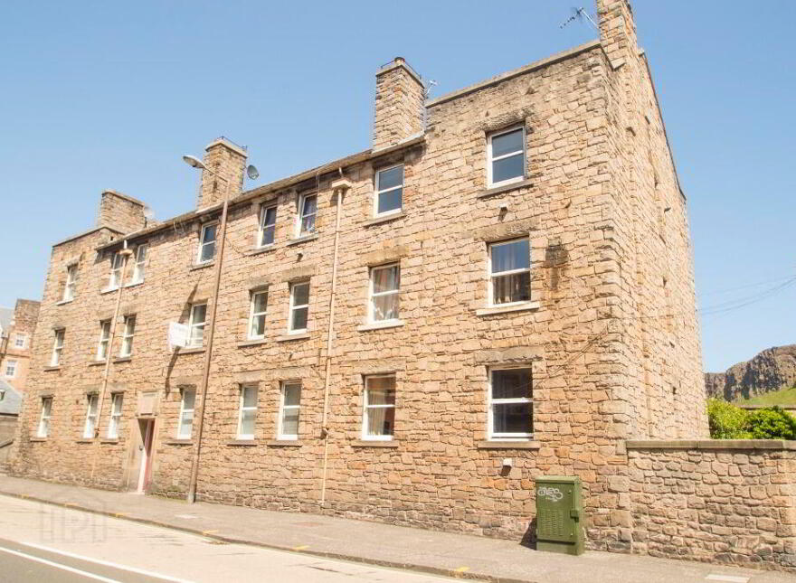 186 Pleasance, Edinburgh, EH8 9RT photo