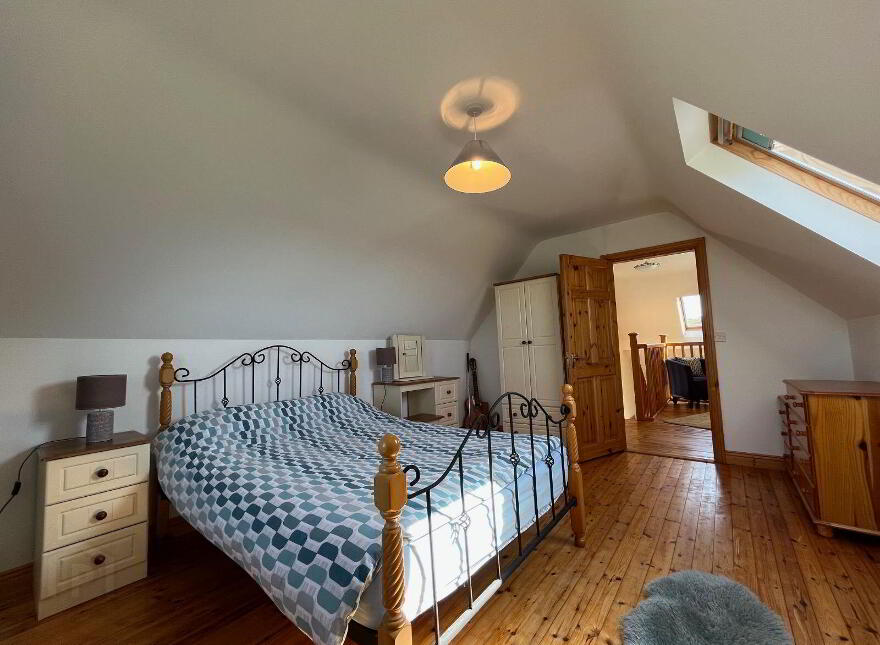 Knock, Lowertown, Lowertown, P81HY26