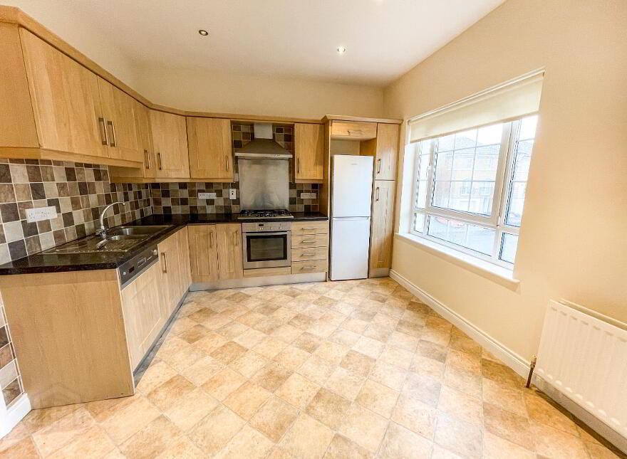 18 Berkeley Hall Square, Lisburn, BT27 5TB