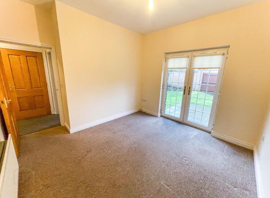 18 Berkeley Hall Square, Lisburn, BT27 5TB