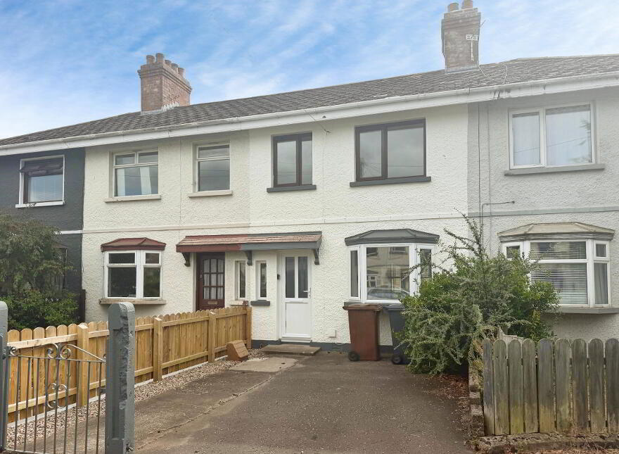 5 Strathearne Place, Lisburn, BT27 4TS photo