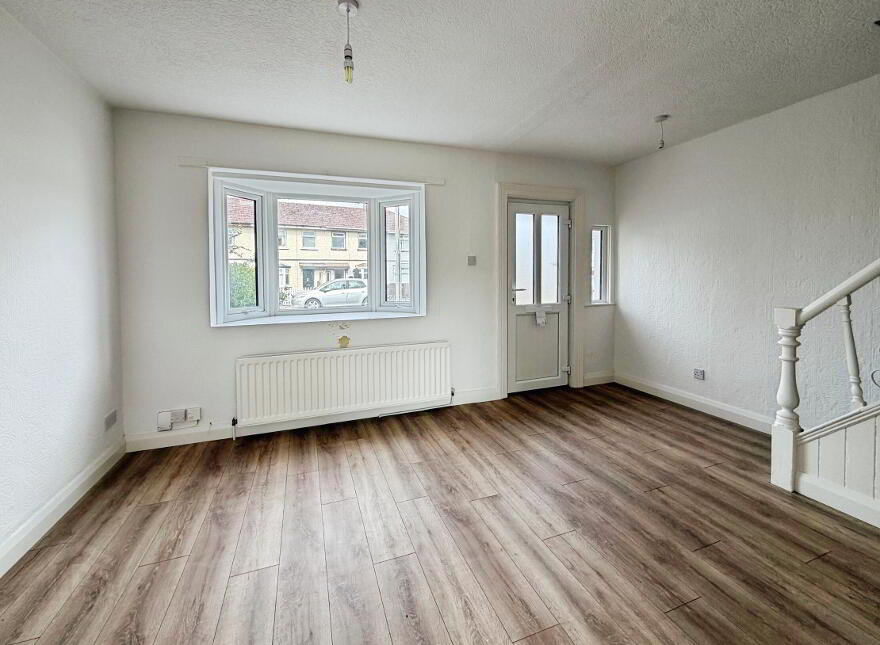 5 Strathearne Place, Lisburn, BT27 4TS