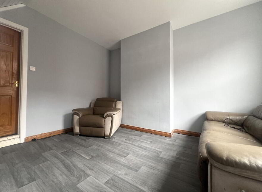 27 Oakley Street, Belfast, BT14 8BL