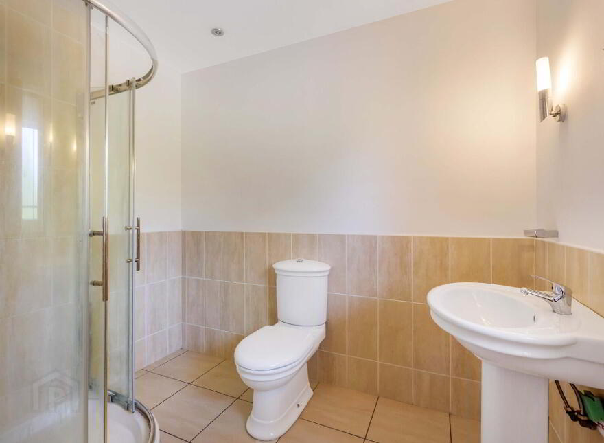 Tonyshandry, Emyvale, H18DH05
