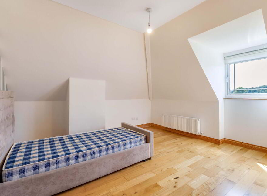 Tonyshandry, Emyvale, H18DH05