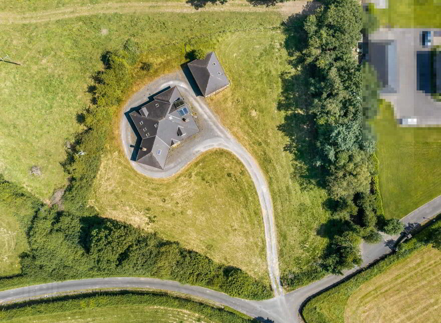 Tonyshandry, Emyvale, H18DH05