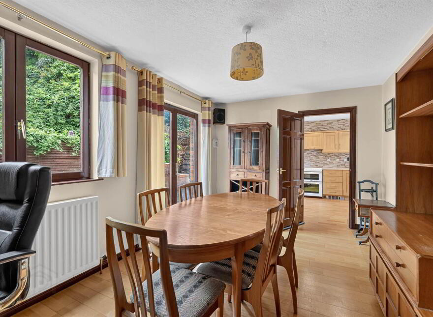 1 Harwich Mews, Hillsborough, BT26 6RH