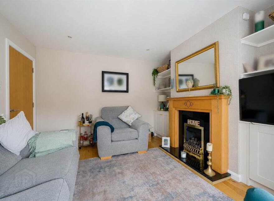 Apt, C5 Wapping Lane, Royal Hillsborough, BT26 6AX