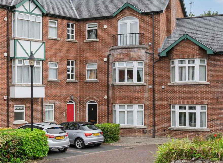 Apt, C5 Wapping Lane, Royal Hillsborough, BT26 6AX