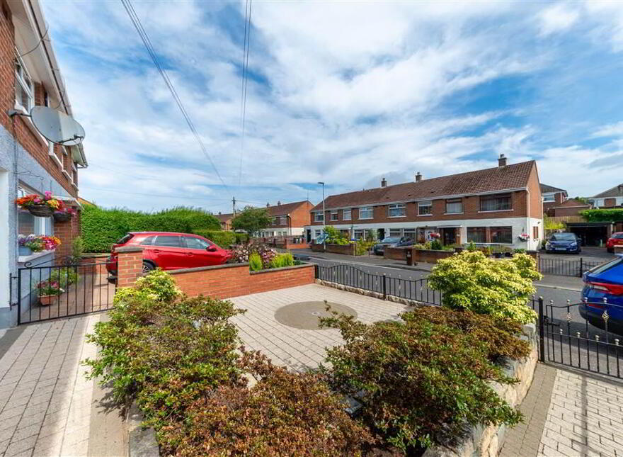 33 Erinvale Drive, Finaghy, Belfast, BT10 0GE