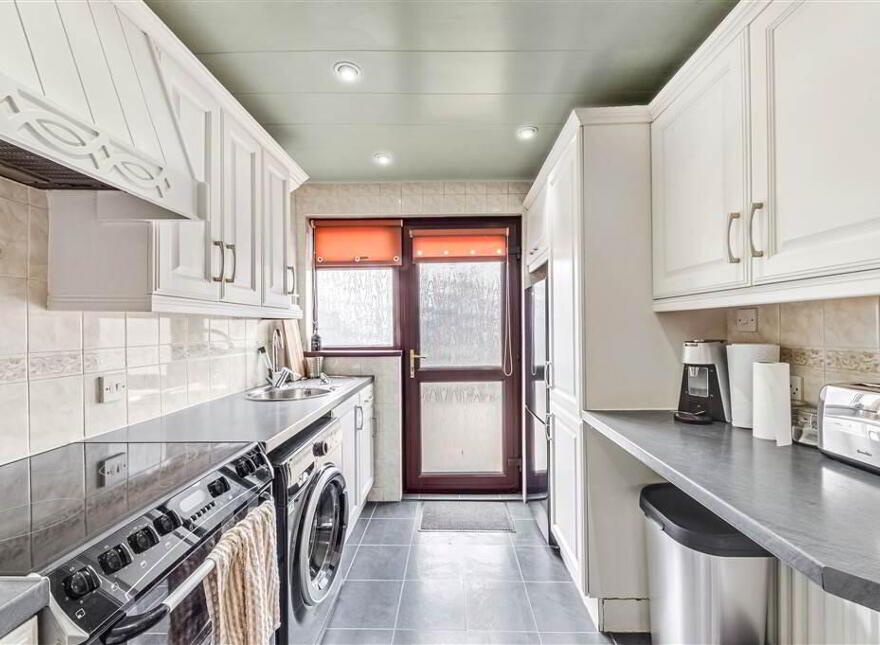 33 Erinvale Drive, Finaghy, Belfast, BT10 0GE