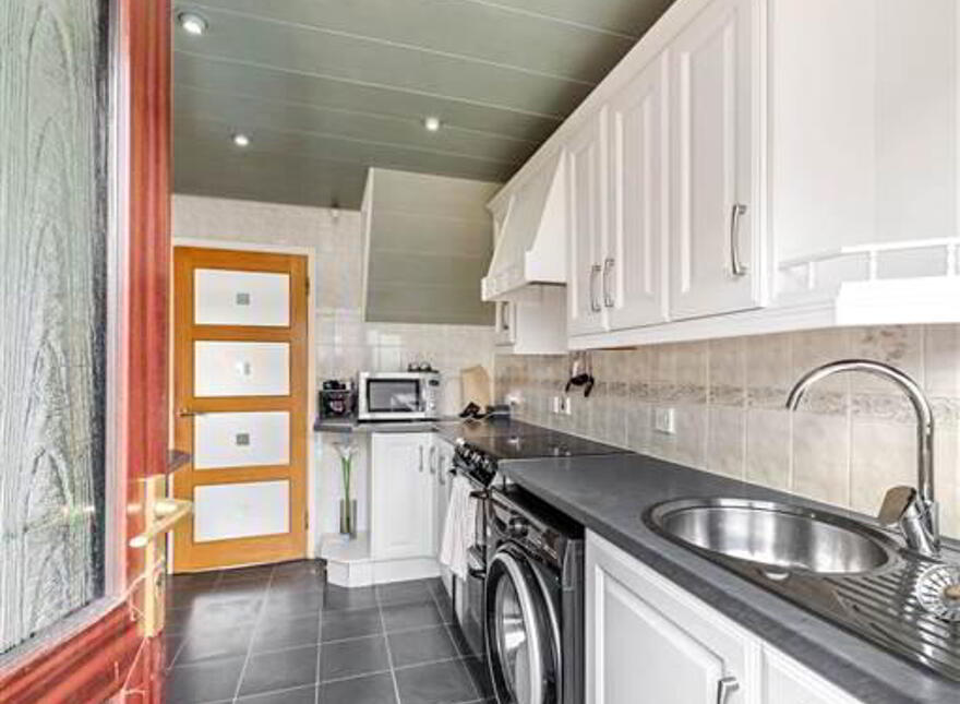 33 Erinvale Drive, Finaghy, Belfast, BT10 0GE