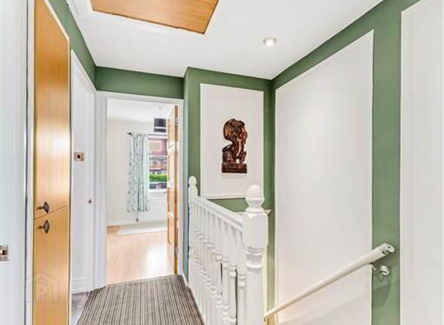 33 Erinvale Drive, Finaghy, Belfast, BT10 0GE