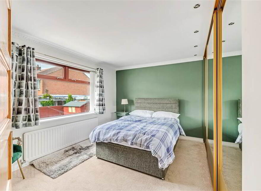 33 Erinvale Drive, Finaghy, Belfast, BT10 0GE