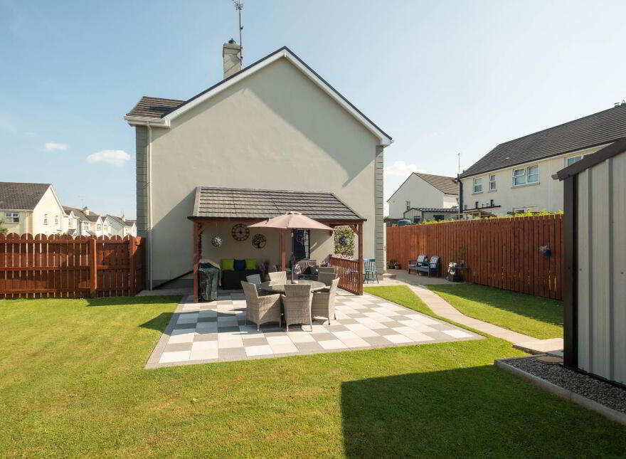 14 Railway Park, Maguiresbridge, Enniskillen, BT94 4LS