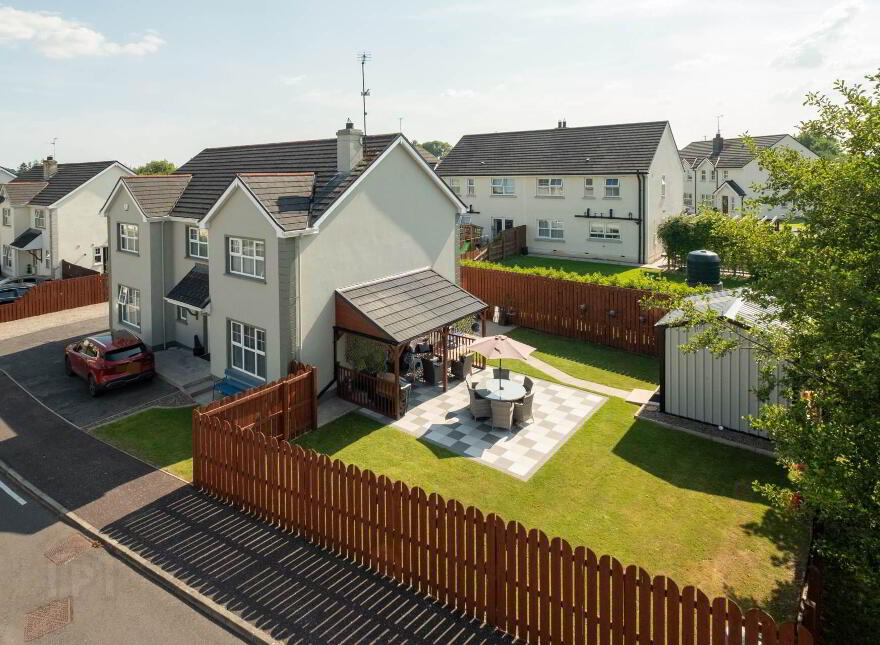 14 Railway Park, Maguiresbridge, Enniskillen, BT94 4LS