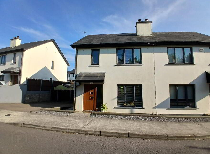 2 Castle Oaks, Bandon, P72RF77 photo
