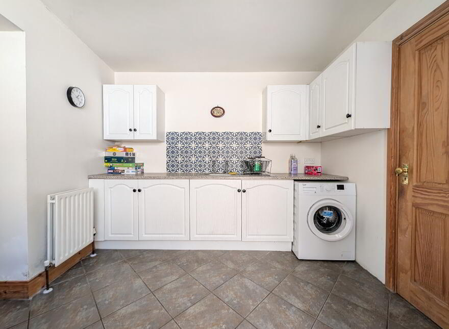Ringfort Manor, 33 Downpatrick Street, Rathfriland, BT34 5DG