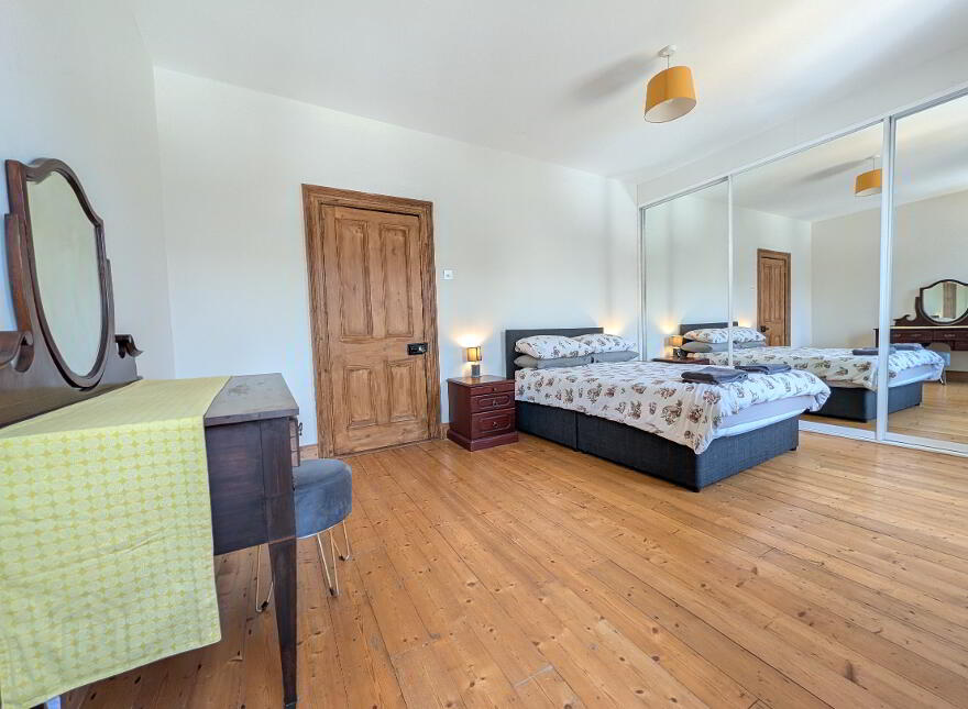 Ringfort Manor, 33 Downpatrick Street, Rathfriland, BT34 5DG