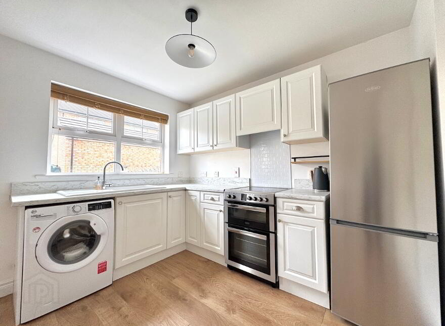 98 Woodvale, Dromara, Dromore, BT25 2JB