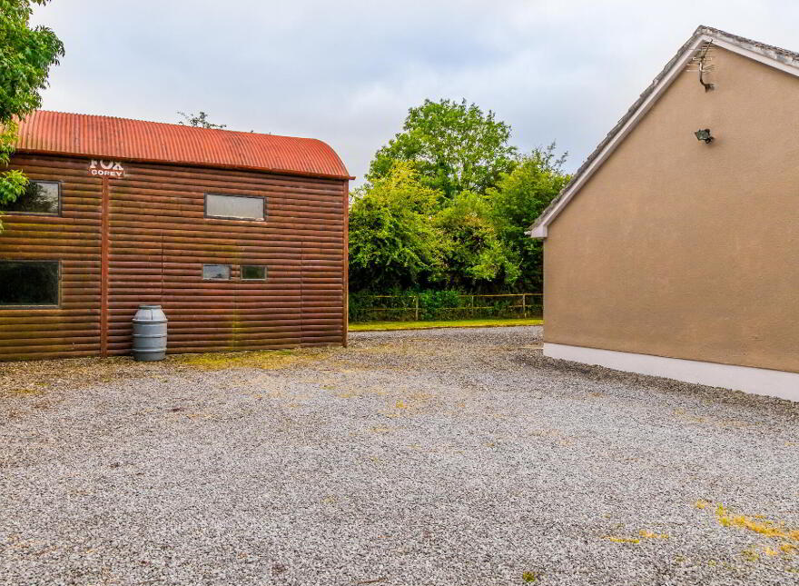 Carrowclogher, Strokestown, F42XA03