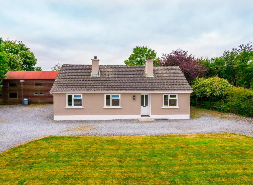 Carrowclogher, Strokestown, F42XA03