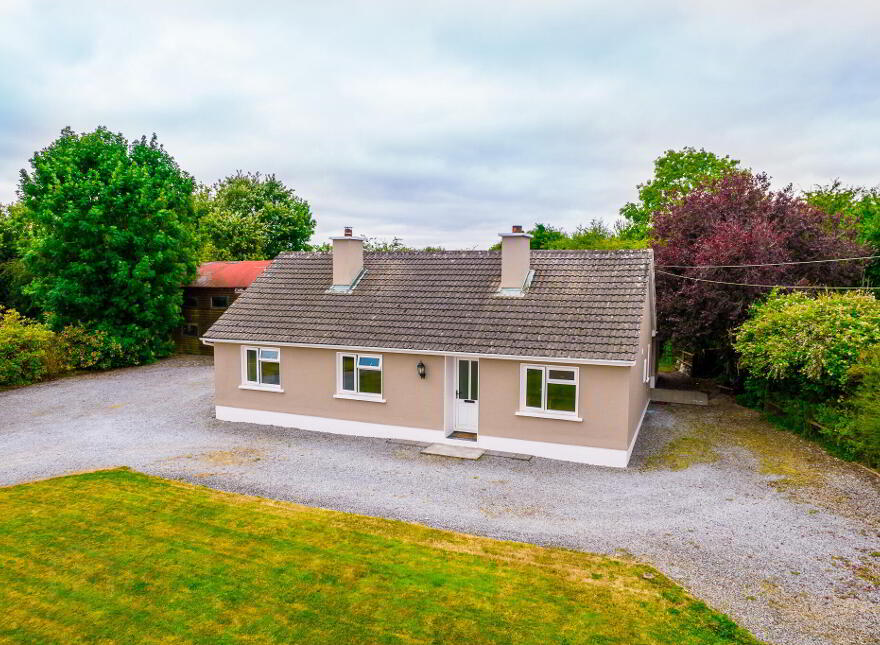 Carrowclogher, Strokestown, F42XA03
