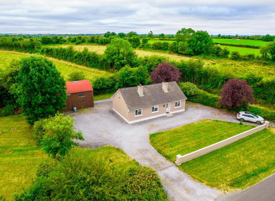 Carrowclogher, Strokestown, F42XA03