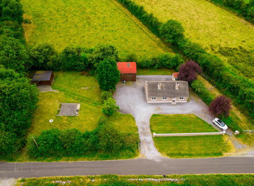 Carrowclogher, Strokestown, F42XA03