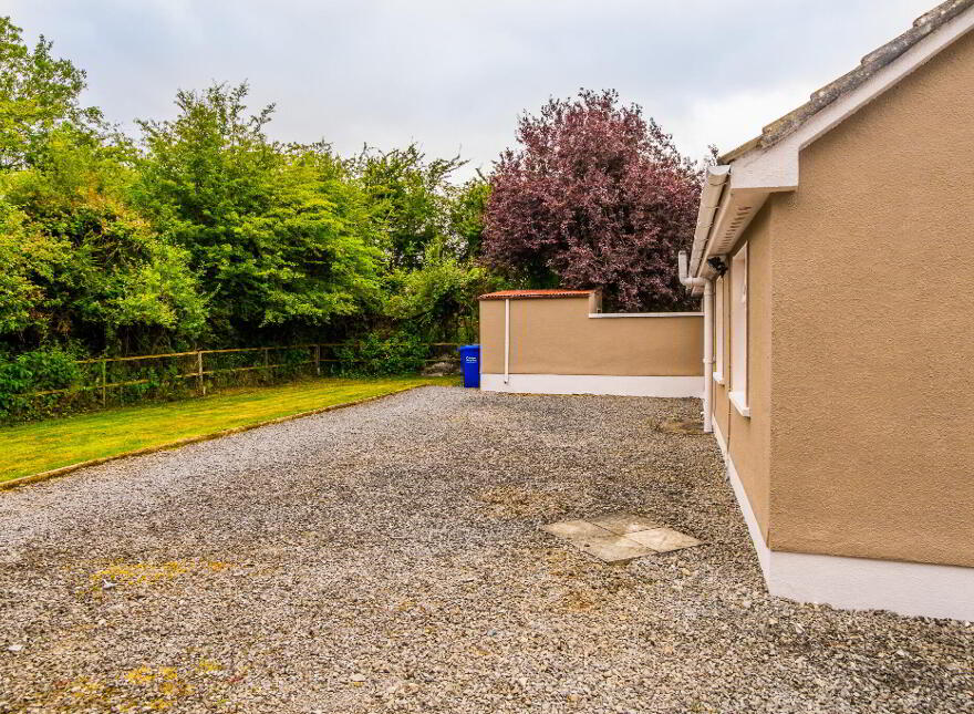 Carrowclogher, Strokestown, F42XA03