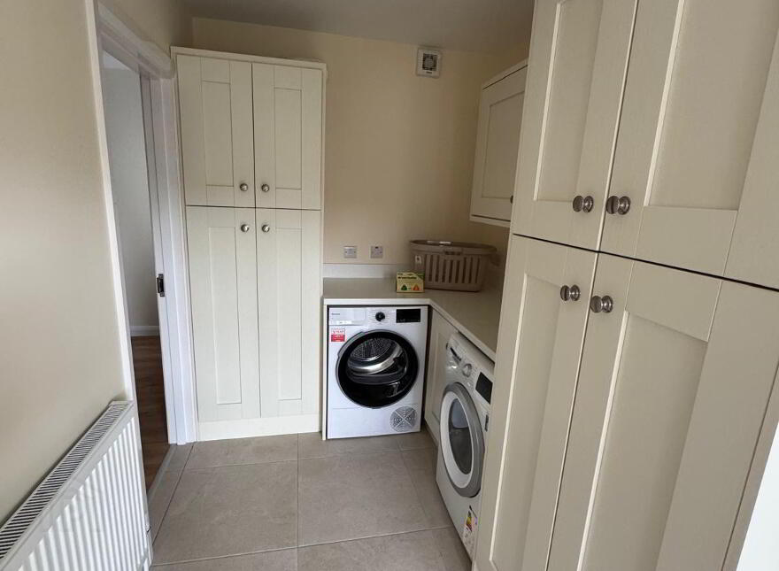 SHARED HOUSE, 6 Harberton Park, Waterside, Derry, BT47 2NB