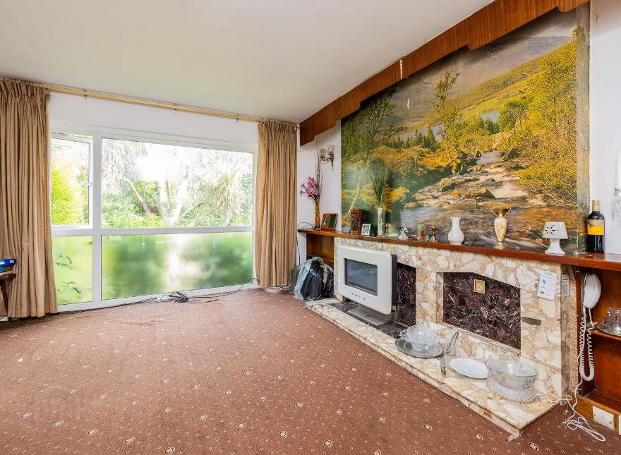 197 Barton Road East, Dundrum, D14E3T3