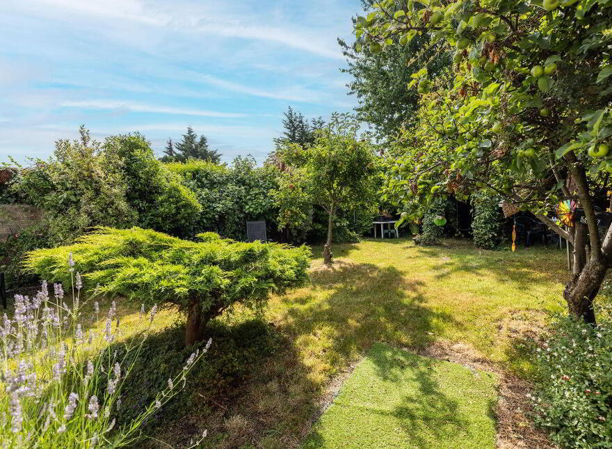 197 Barton Road East, Dundrum, D14E3T3