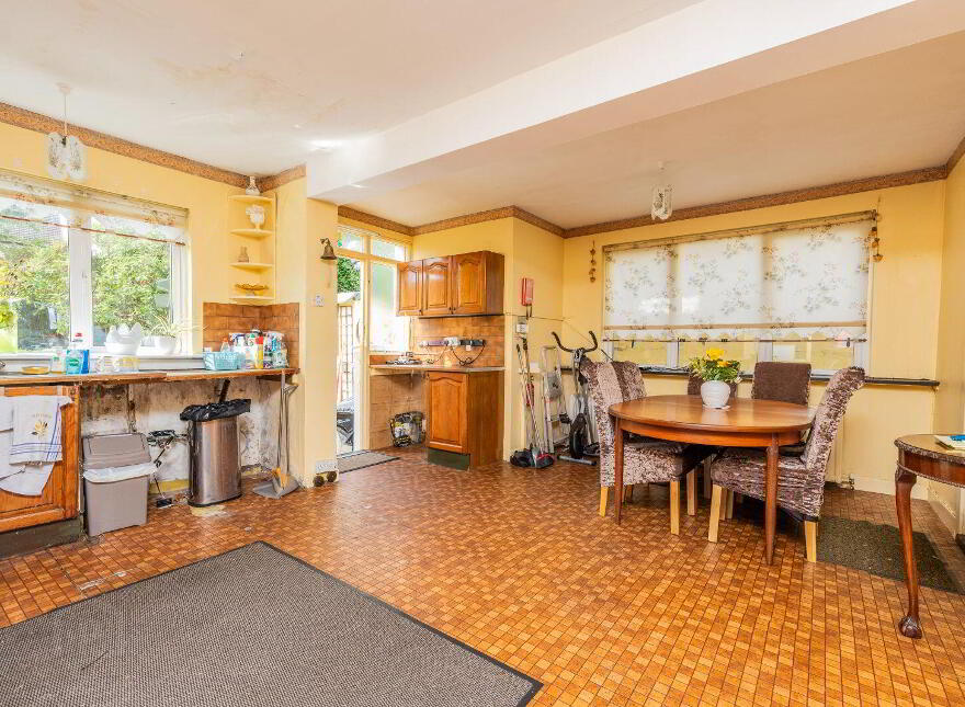 197 Barton Road East, Dundrum, D14E3T3
