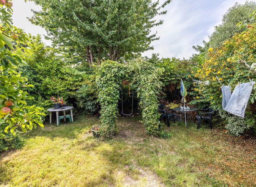 197 Barton Road East, Dundrum, D14E3T3