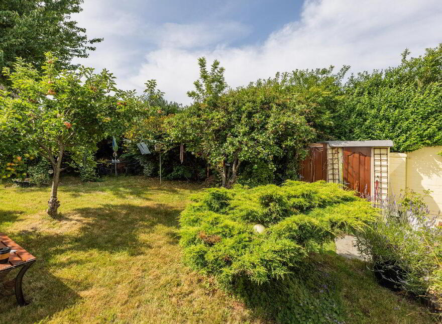 197 Barton Road East, Dundrum, D14E3T3