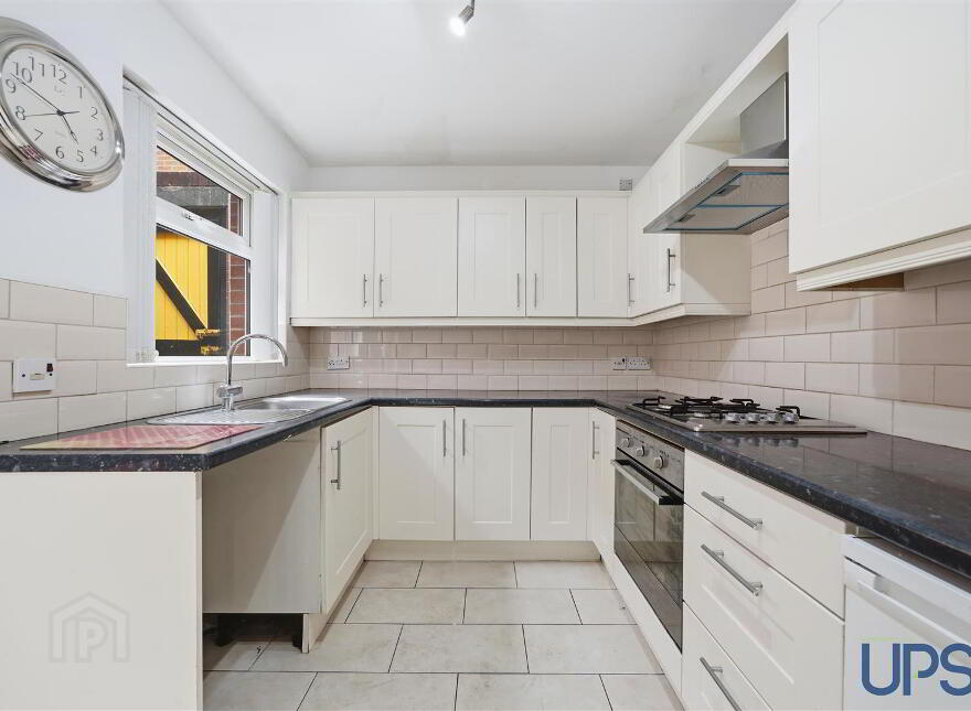 31 Glen Crescent, Andersonstown, Belfast, BT11 8FB