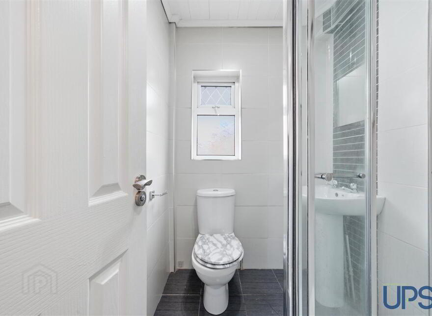 31 Glen Crescent, Andersonstown, Belfast, BT11 8FB