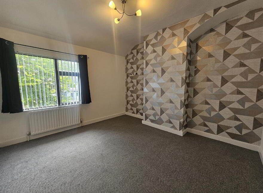 28 Twaddell Avenue, Belfast, BT13 3LE