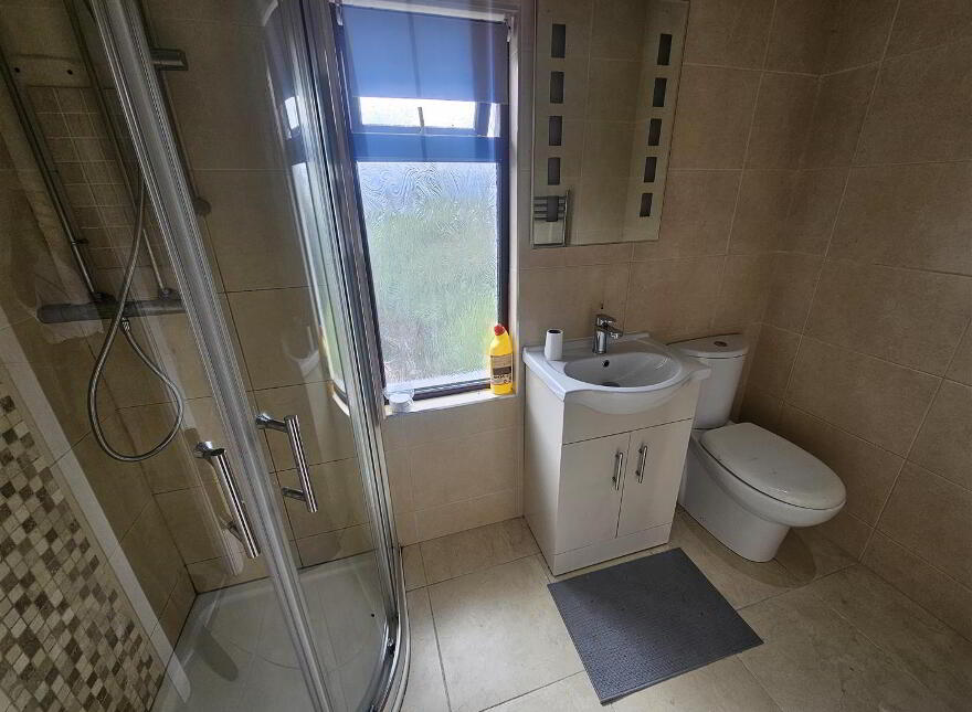 28 Twaddell Avenue, Belfast, BT13 3LE