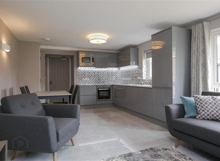 Apt 8, 8 Summerhill Avenue, Belfast, BT5 7HD