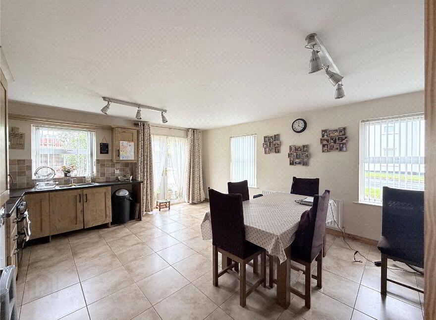 4 Willowcroft, Feeny, BT47 4GD