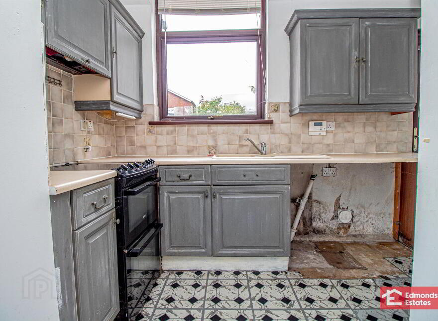 14 Clonavon Road, Ballymena, BT43 5BQ